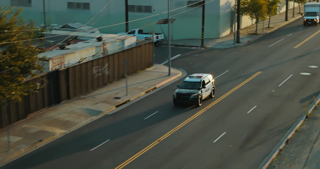 video_i3_los-angeles_police_20251106_010_011.mov