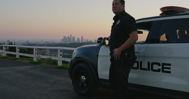 video_r3d_los-angeles_police_20251106_035.mov