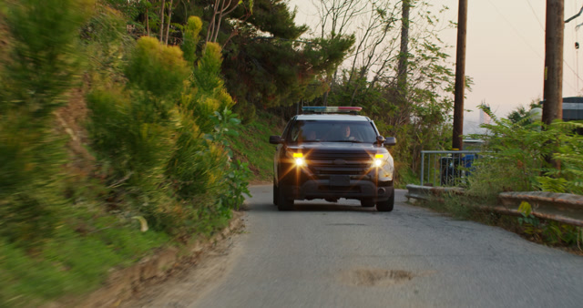 video_p6k_los-angeles_police_20251106_010_008b.mov